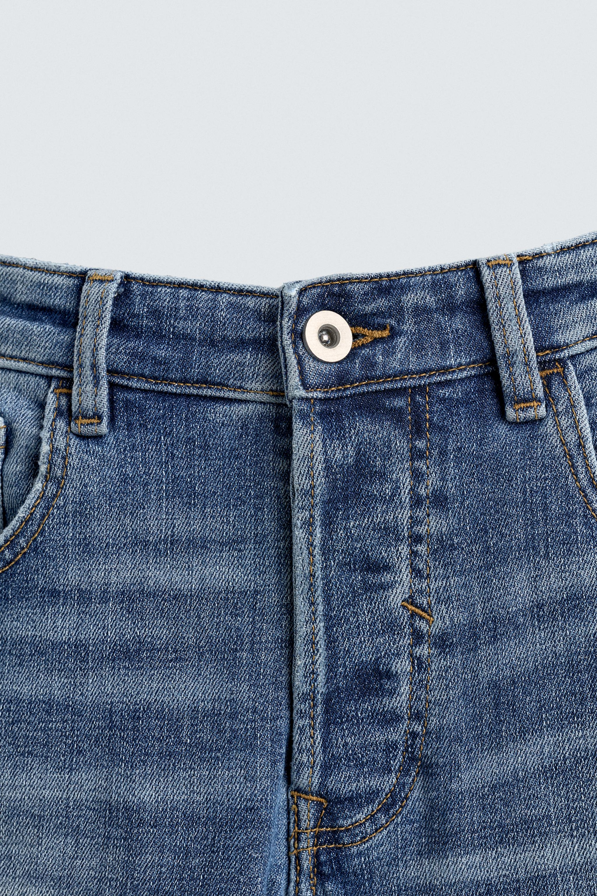 RIPPED SKINNY FIT JEANS